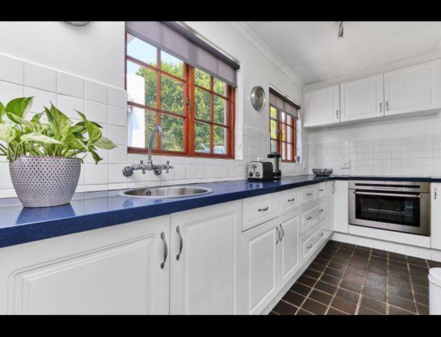 2 BEDROOM HOUSE FOR SALE IN SUNNINGHILL